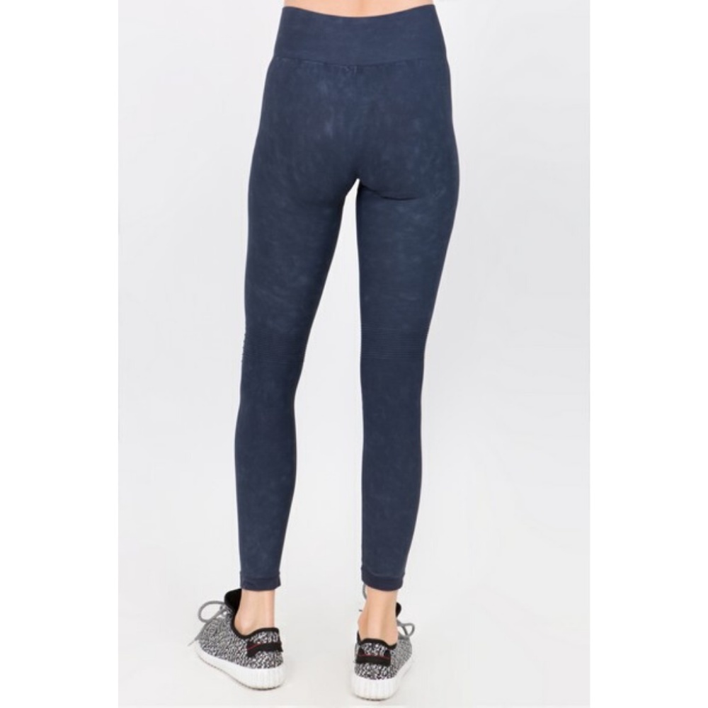 Women's Vintage Wash Detailed Skinny Leggings DBL - Picture 4 of 5